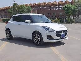 New 2025 SUZUKI Swift GLX CVT