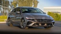 
										New 2025 Hyundai Elantra Hybrid full									